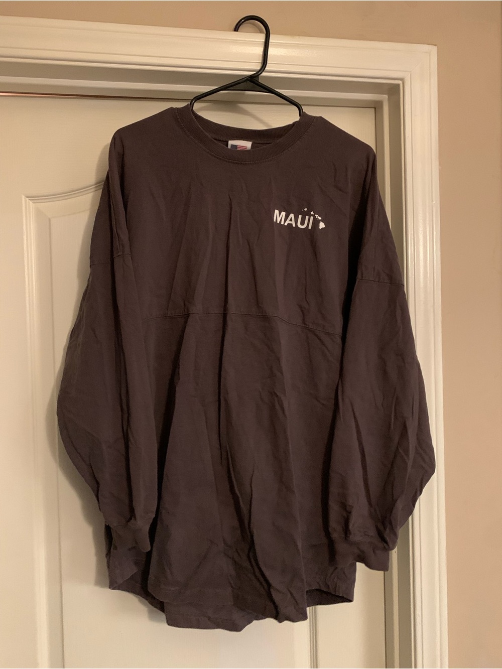 Maui Long-Sleeve Crewneck Shirt